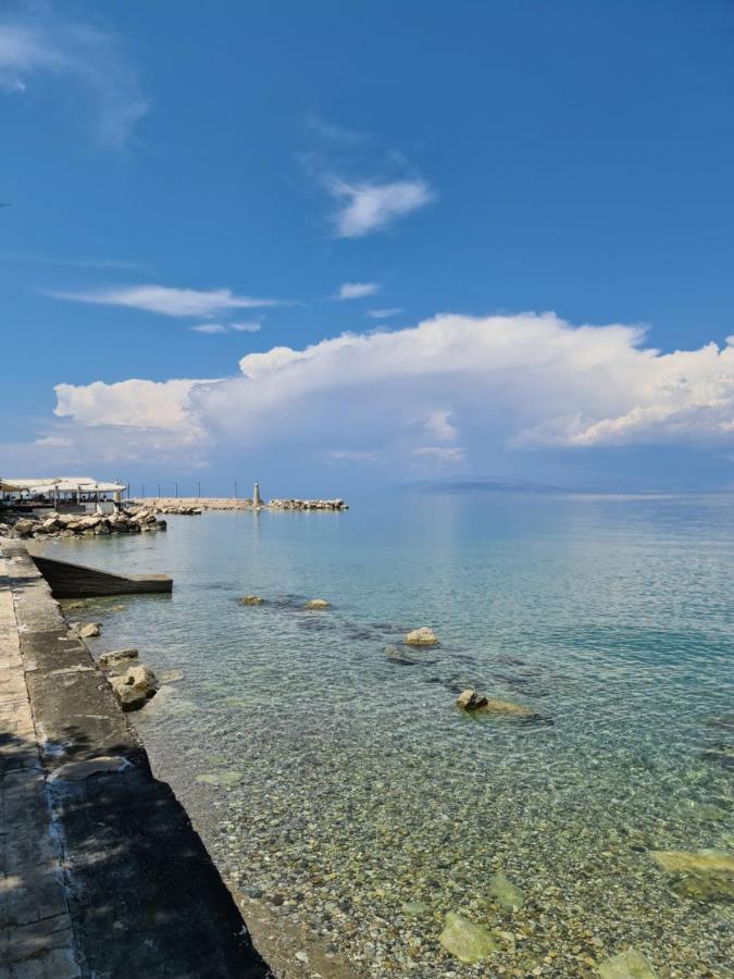 Seaside Apartment In Xilokastro - Selene By Booking Kottas Xylokastro Esterno foto